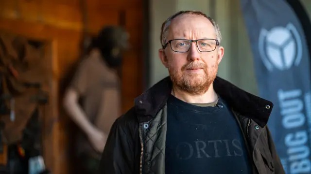 Por dentro do mundo dos 'preppers', as pessoas que se preparam para o colapso da civilização