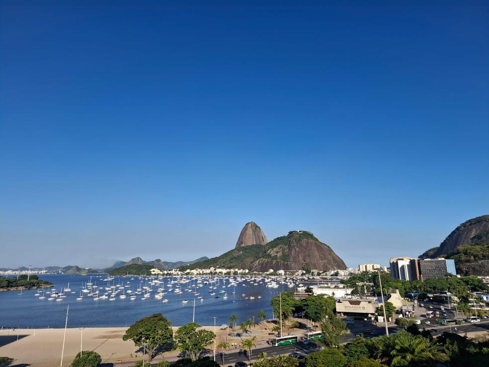 A cidade do Rio alcançou nível inédito de calor na última segunda-feira (17) — Foto: Cristina Boeckel/g1