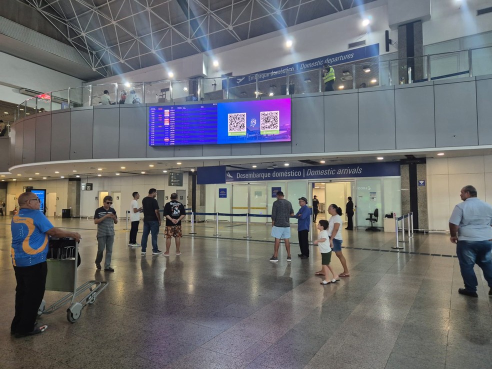 Área da saída do desembarque doméstico no Aeroporto de Fortaleza — Foto: Thaís Brito/g1