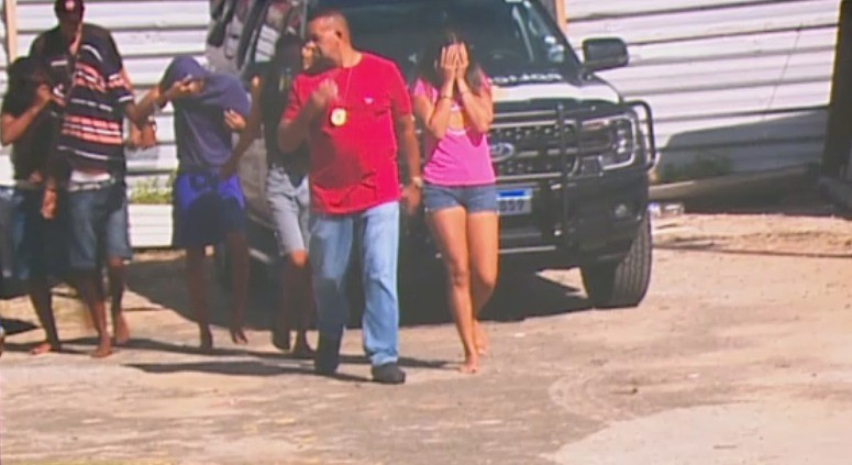 Mandante de sequestro em shopping de Salvador negociou liberação de vítimas através de chamada de vídeo da prisão