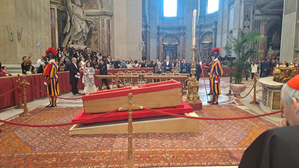 Corpo do Papa Francisco é velado — Foto: Imagem cedida/Cristiano Sousa
