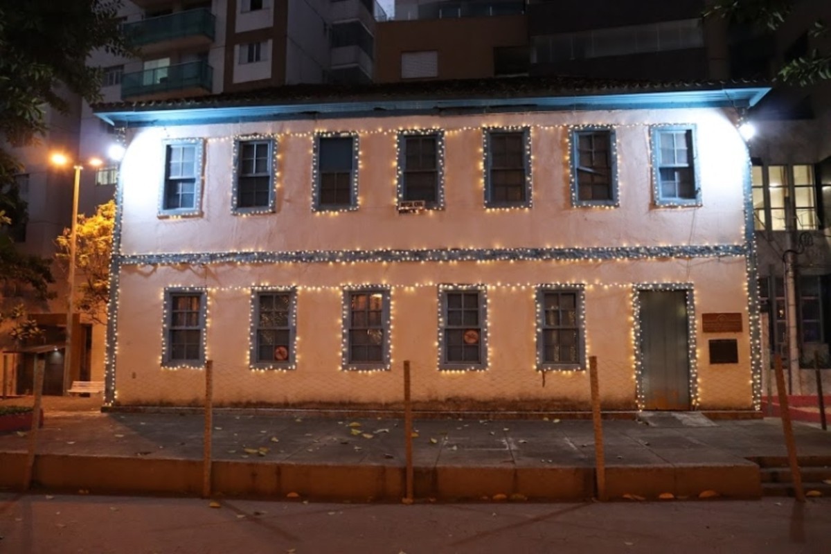 Luzes, Papai Noel e atrações: veja a programação do Natal Iluminado 2025 em Divinópolis