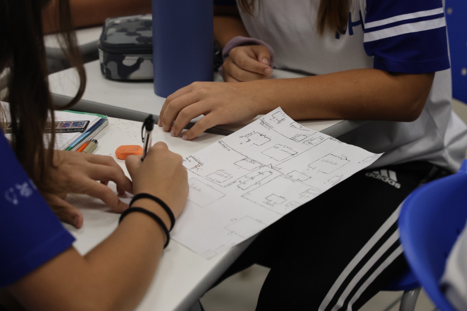 Programa oferece bolsas de estudo para alunos de baixa renda e da rede pública no Maranhão