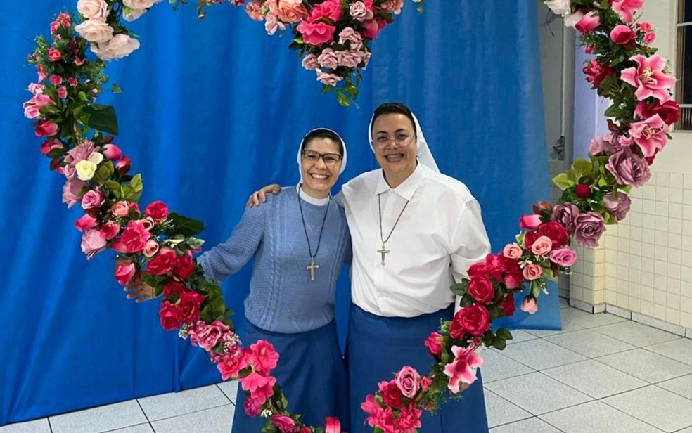 As irmãs Marisa e Marizele, que surpreenderam ao cantar e dar show na dança, em Goiás — Foto: Divulgação/Copiosa Redenção