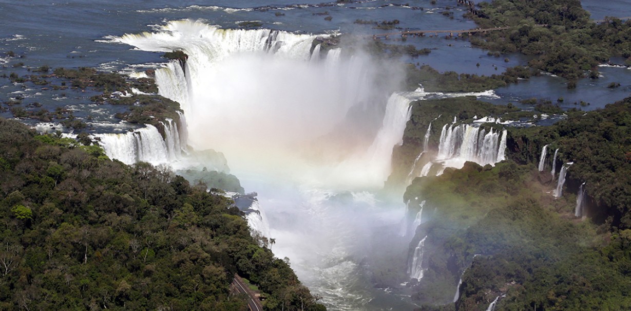 Suspeita de fraude leva parque argentino a suspender emissão on-line de ingressos gratuitos para as Cataratas do Iguaçu