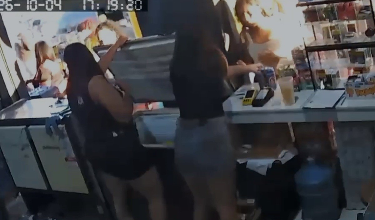 VÍDEO: ataque a tiros em praça de São Pedro da Aldeia deixa cinco baleados