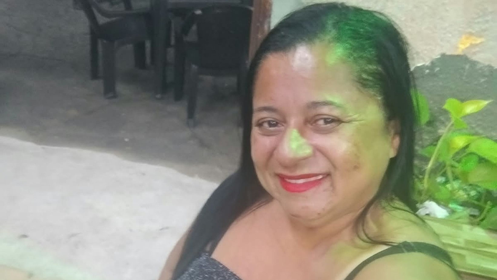 Mãe e costureira: saiba quem era a mulher de 48 anos que foi assassinada a tiros em bar de Pindamonhangaba