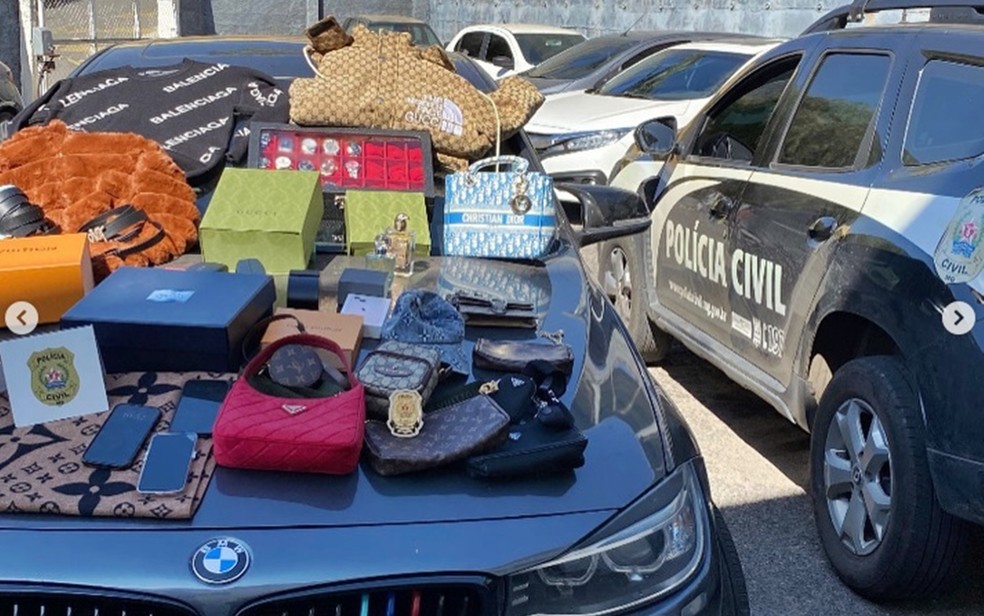 Polícia Civil apreende veículo e itens de luxo de influenciadores em nova operação contra exploração do 'Jogo do Tigrinho' no Sul de MG — Foto: Polícia Civil