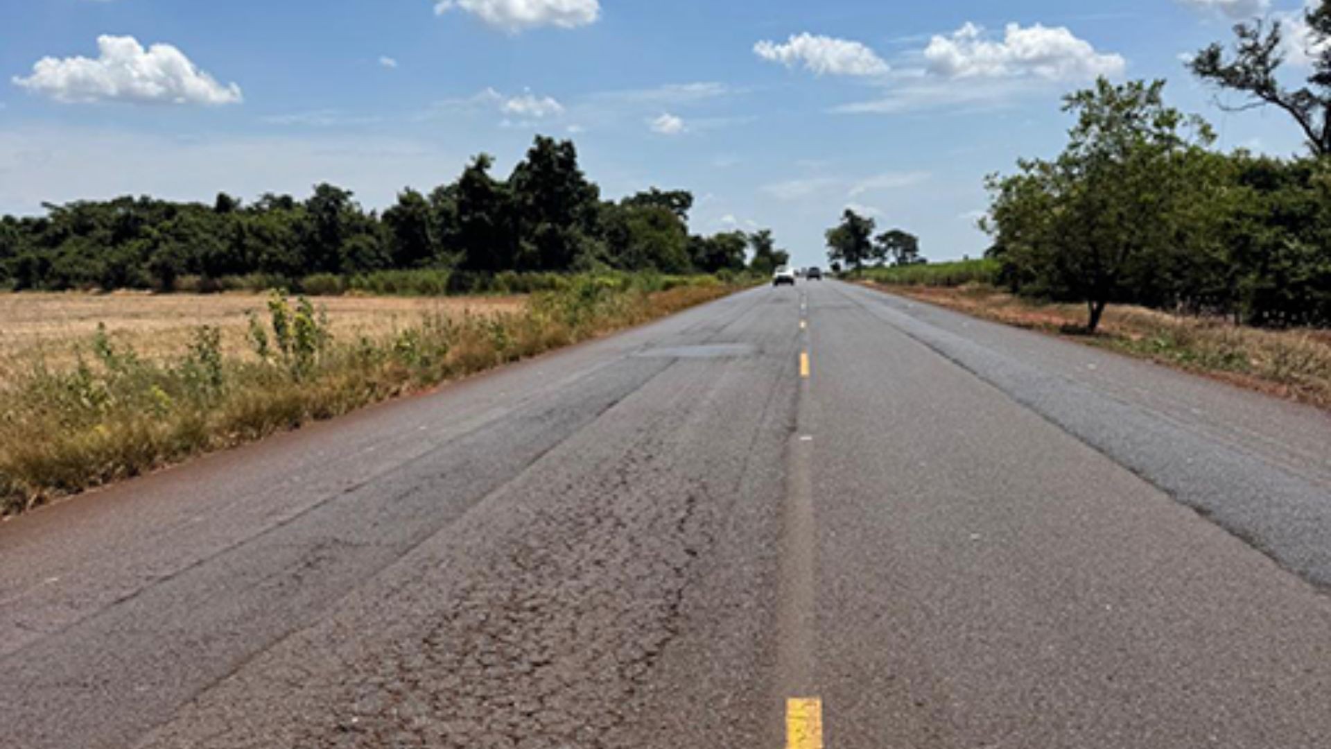 TCE barra licitação de R$ 11,7 milhões para obras na MGC-455 por exigência irregular no edital 