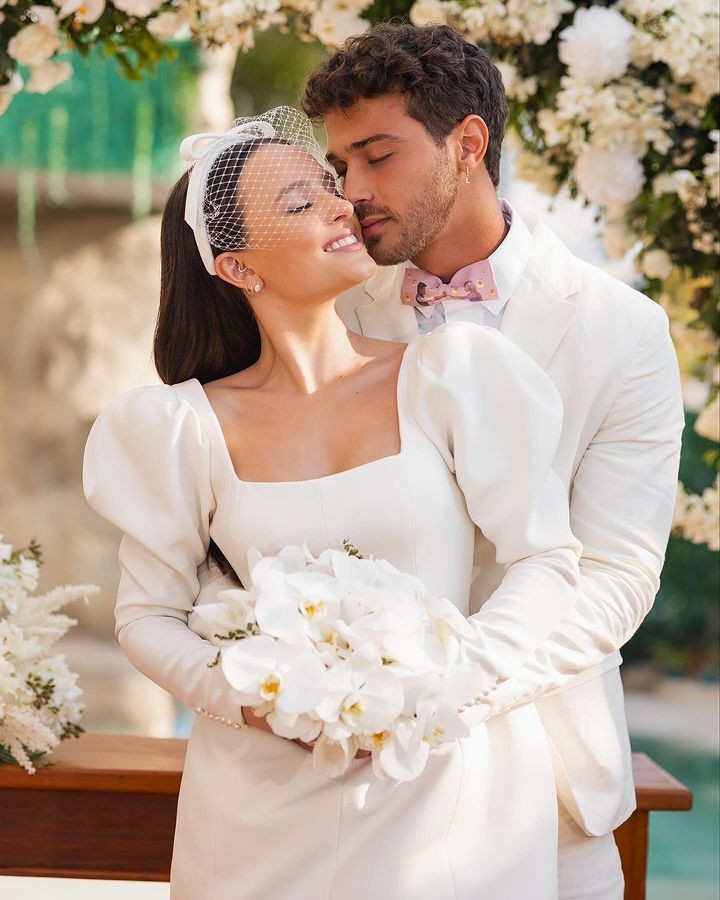 Larissa Manoela e André Luiz Frambach se casam: ‘Simplesmente destinados a ser’
