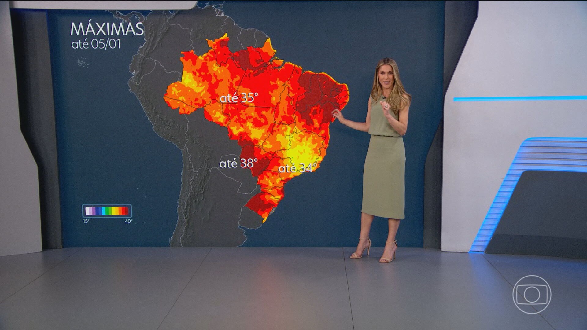 Como fica o tempo na virada e no primeiro dia de 2025 pelo país 