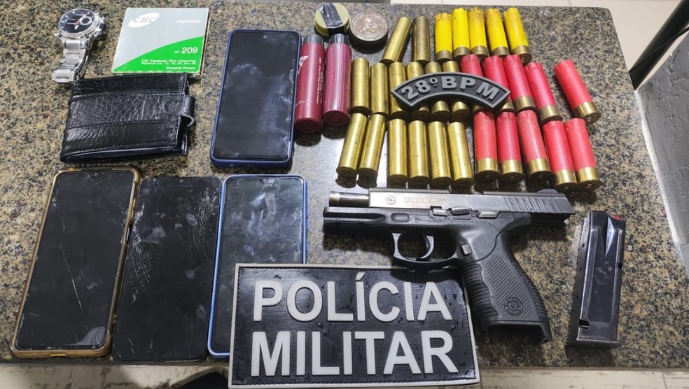 Servidor administrativo é preso por furtar arma de fogo e munições da Delegacia de Vargem Grande no MA — Foto: Divulgação/Polícia Civil do Maranhão