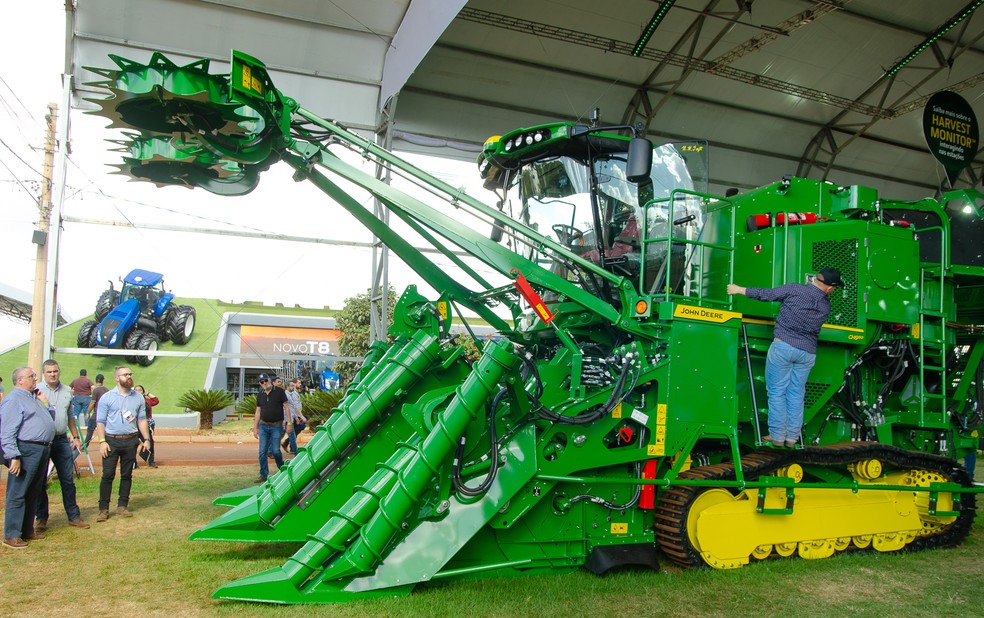 1958 x 2022: o que mudou nos tratores e como eles viraram vitrines da  evolução tecnológica no agro, Agrishow 2022