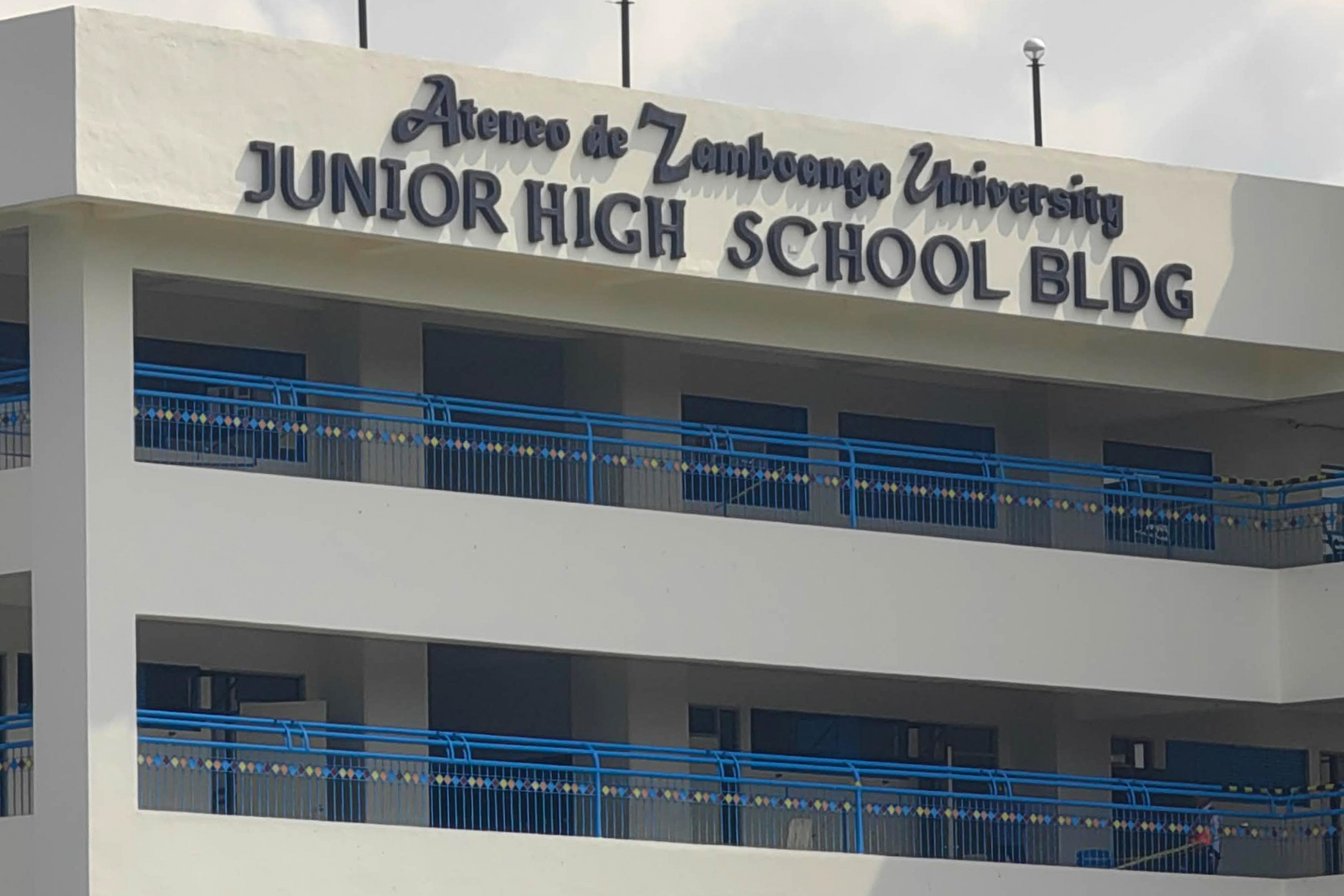 Ataque a tiros em escola nas Filipinas deixa dois mortos