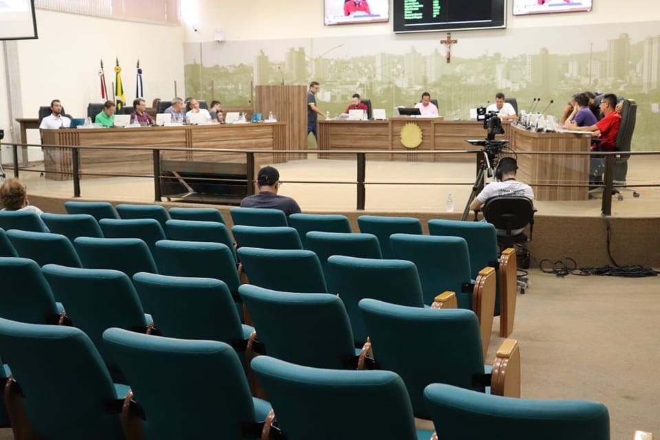Prefeitura e vereadores de Pouso Alegre pedem anulação de votação que aprovou cortes de cargos comissionados