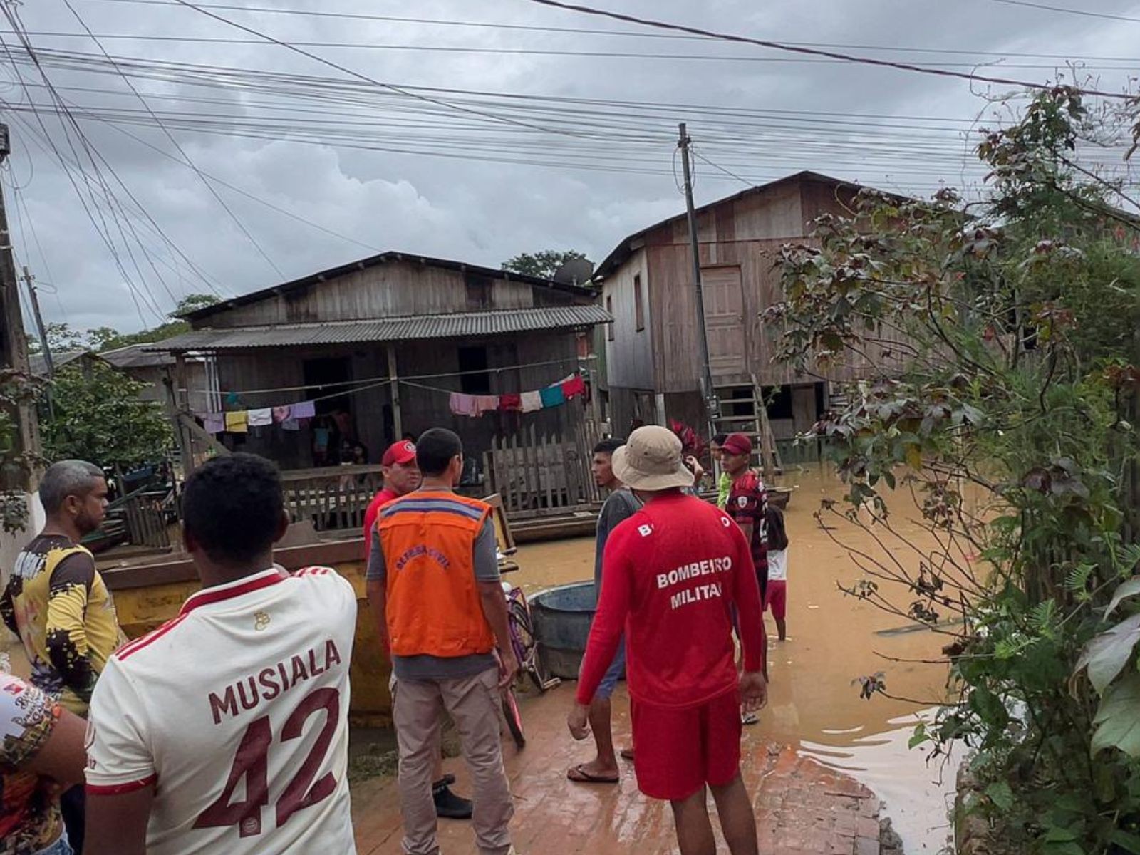 Município do AC decreta situação de emergência após rio desabrigar 20 famílias