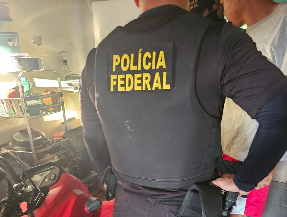 Foram cumpridos quatro mandados de busca e apreensão — Foto: Divulgação/Polícia Federal