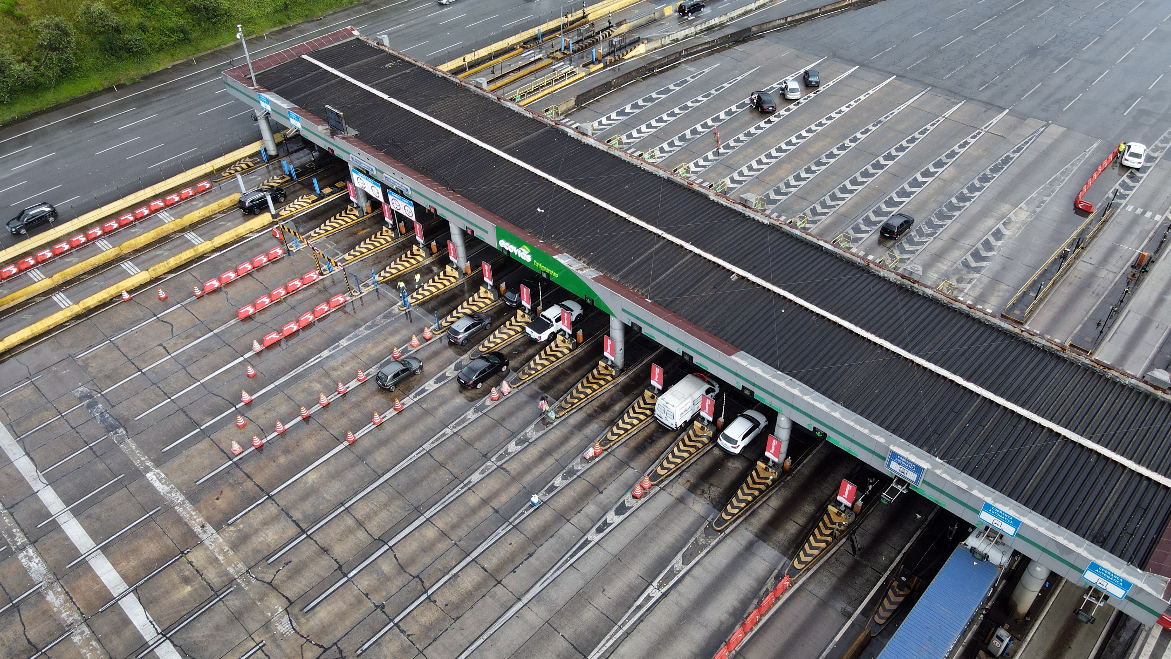 Anchieta e Imigrantes terão pedágio free-flow com cobrança nos sentidos litoral e capital paulista