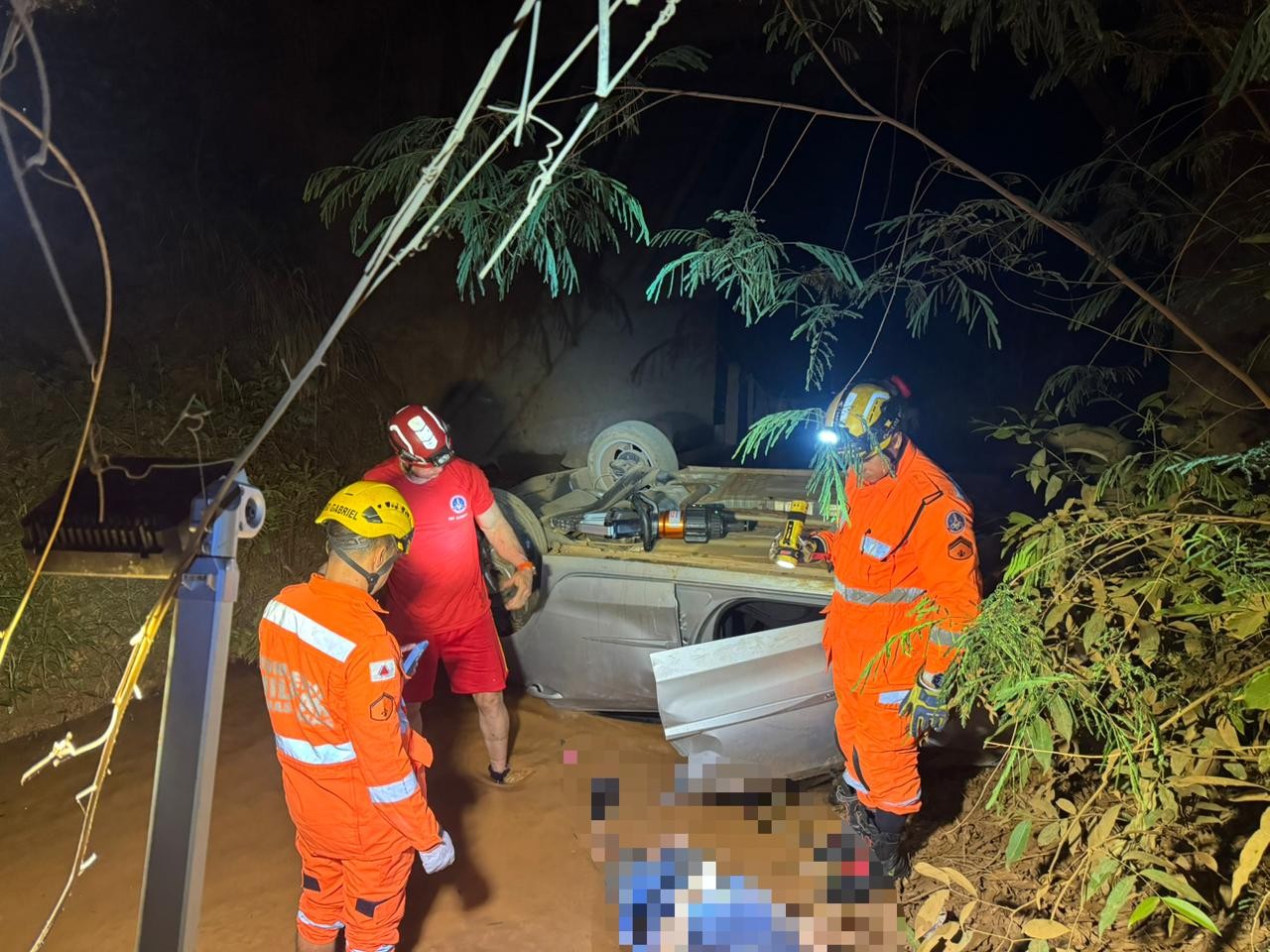 PM da reserva morre após carro cair de ponte em Patos de Minas