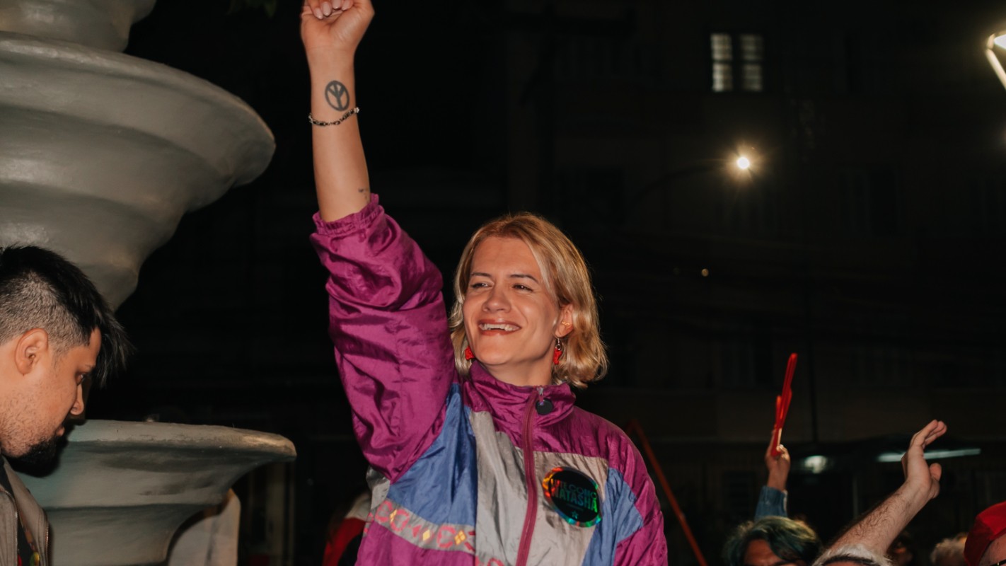 RS elege primeira deputada estadual travesti da sua história; Natasha Ferreira (PT) teve 54 mil votos