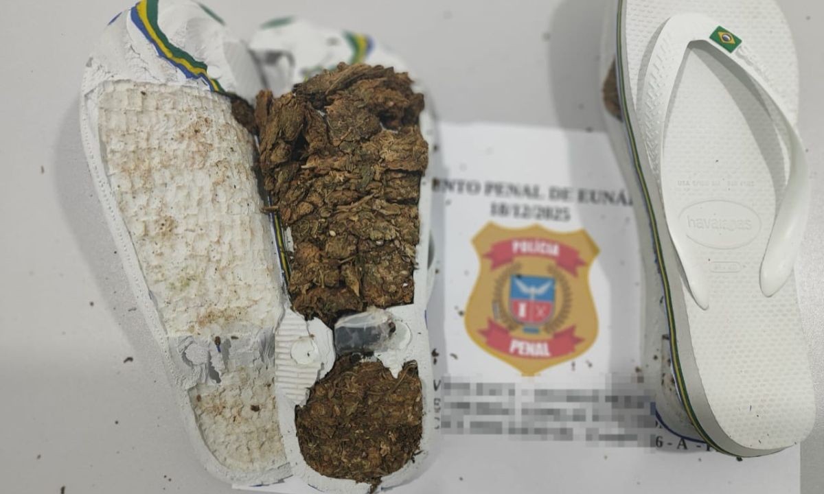 Mulheres são presas após tentarem entrar em presídio da Bahia com drogas escondidas em chinelo e nas partes íntimas