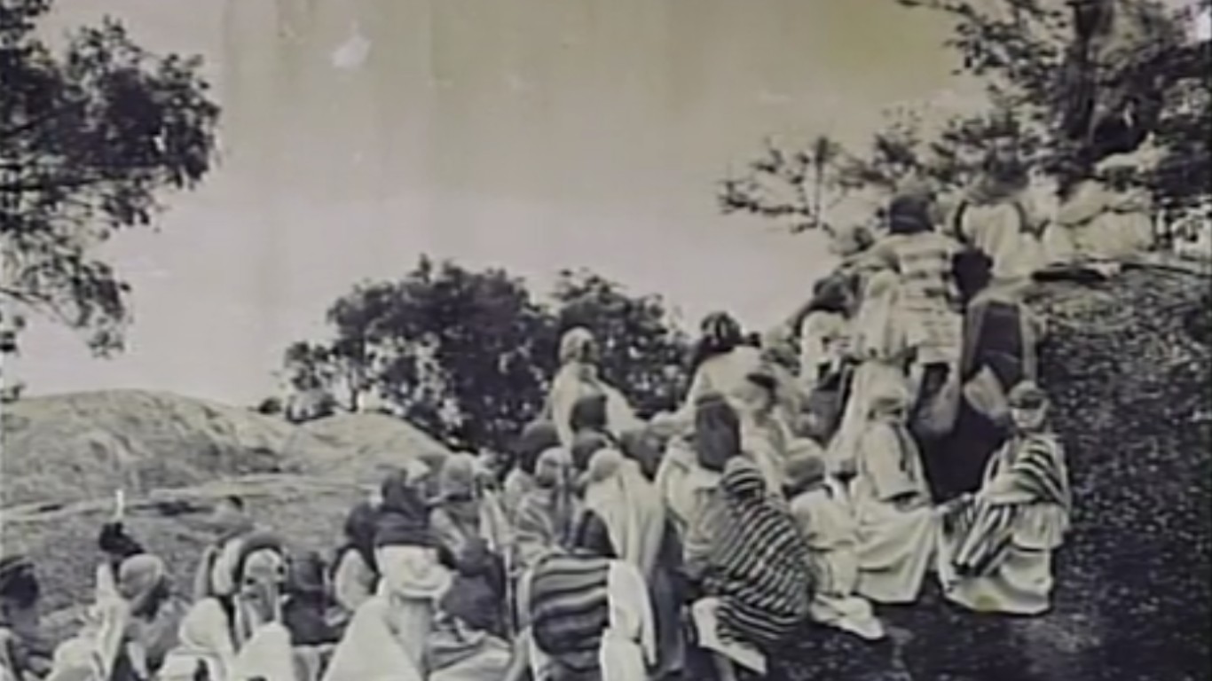 Paixão de Cristo: veja como surgiu o espetáculo que encena a morte e ressurreição de Jesus em PE