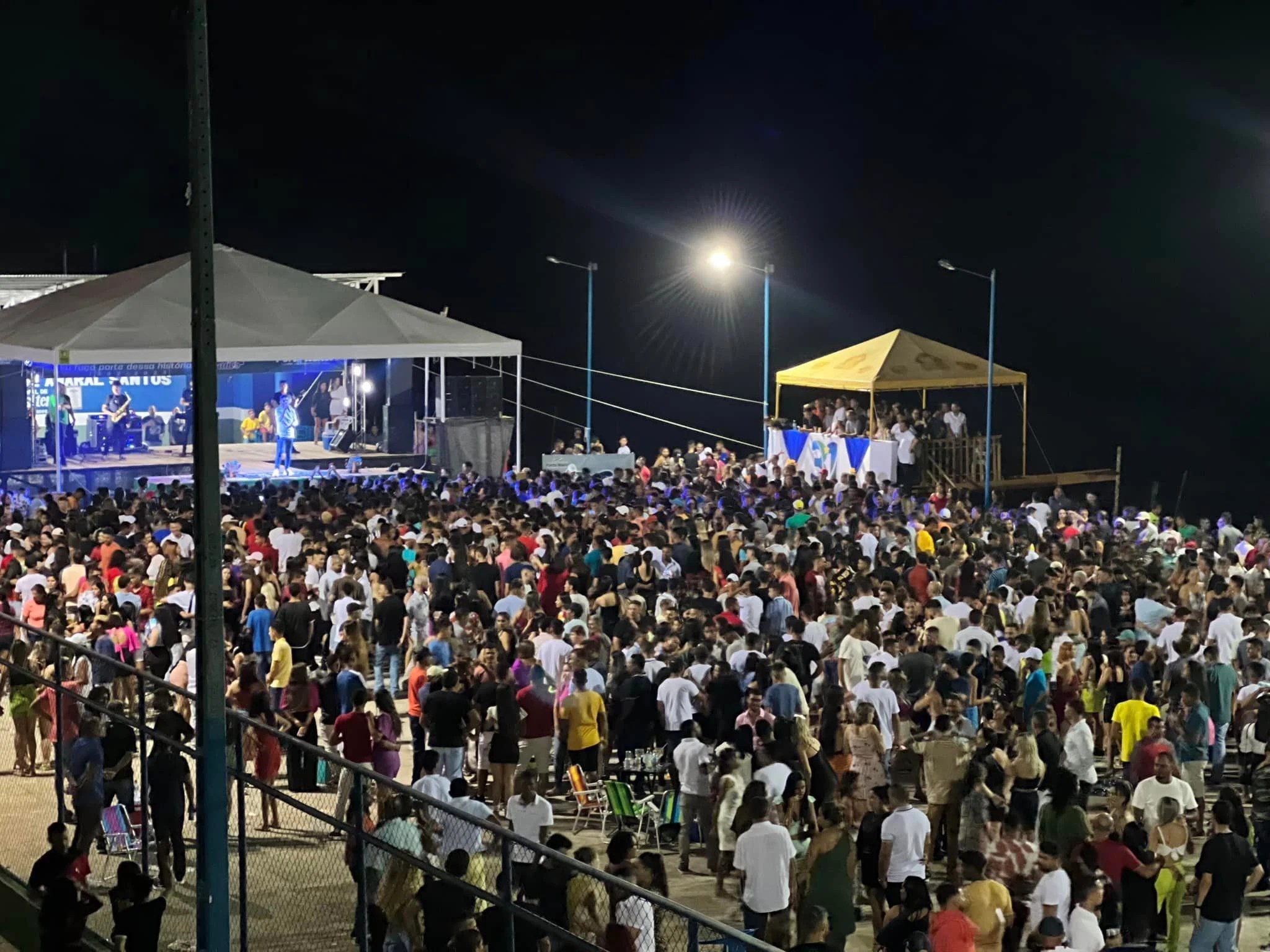 Porto Walter 34 anos: Município comemora aniversário com desfile cívico e show de Roger Somdboys