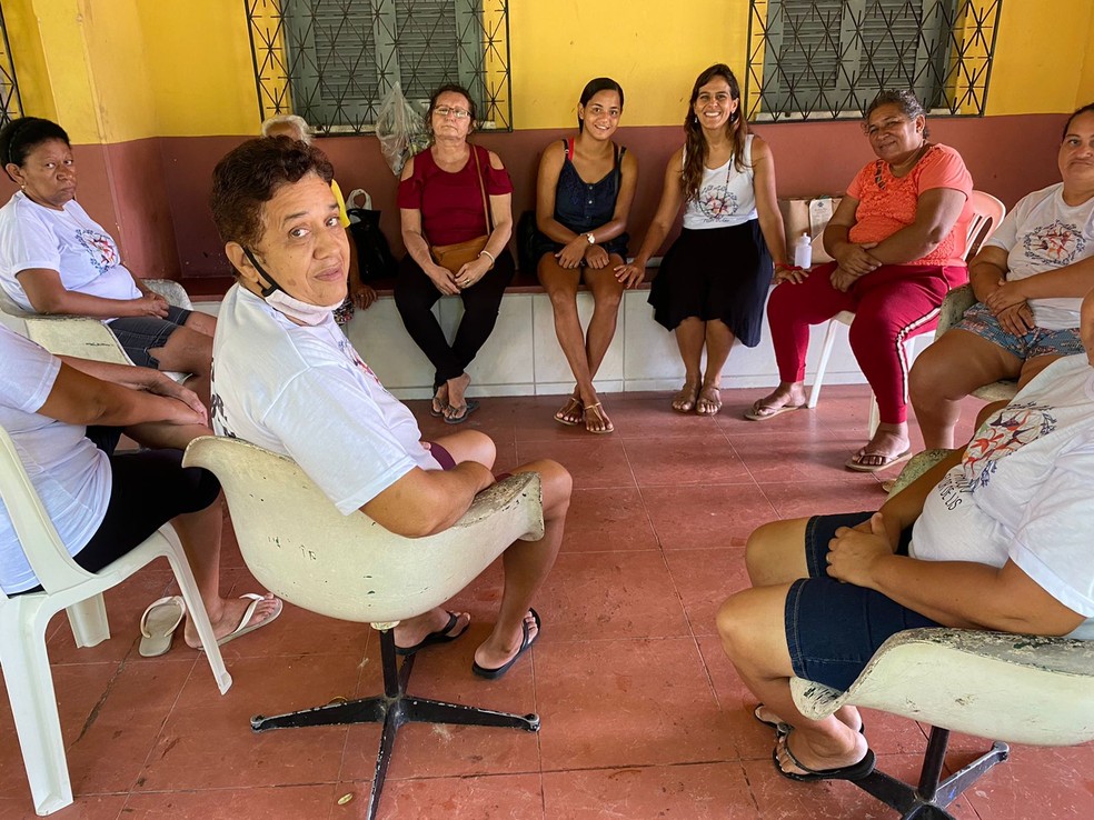 Grupo terapêutico do Projeto Flor de Lis é voltado para mulheres da Grande Messejana, em Fortaleza — Foto: Arquivo Pessoal