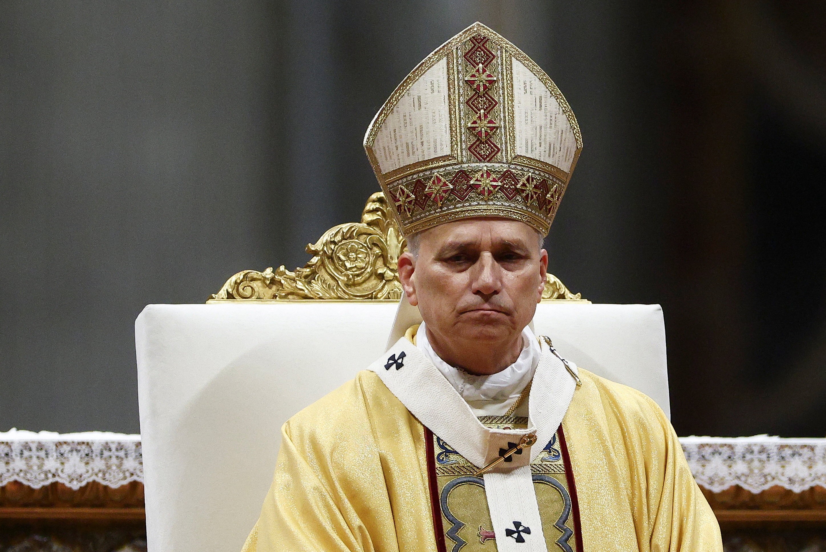 Papa Leão XIV diz que negar ajuda a pobres é rejeitar a Deus, em sua 1ª Missa de Natal