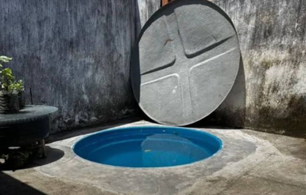 Bebê de 1 ano morre afogado em caixa d'água utilizada como piscina 