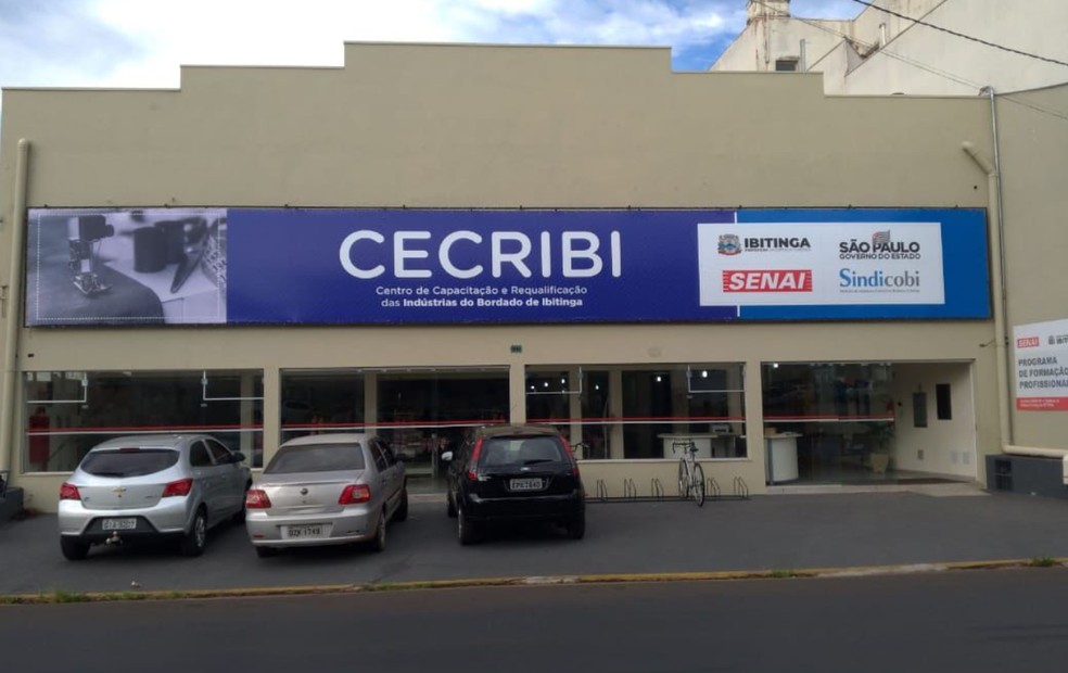 2 de 2
Centro de Capacita&ccedil;&atilde;o e Requalifica&ccedil;&atilde;o das Ind&uacute;strias de Bordado de Ibitinga (Cecribi) &mdash; Foto: Reprodu&ccedil;&atilde;o