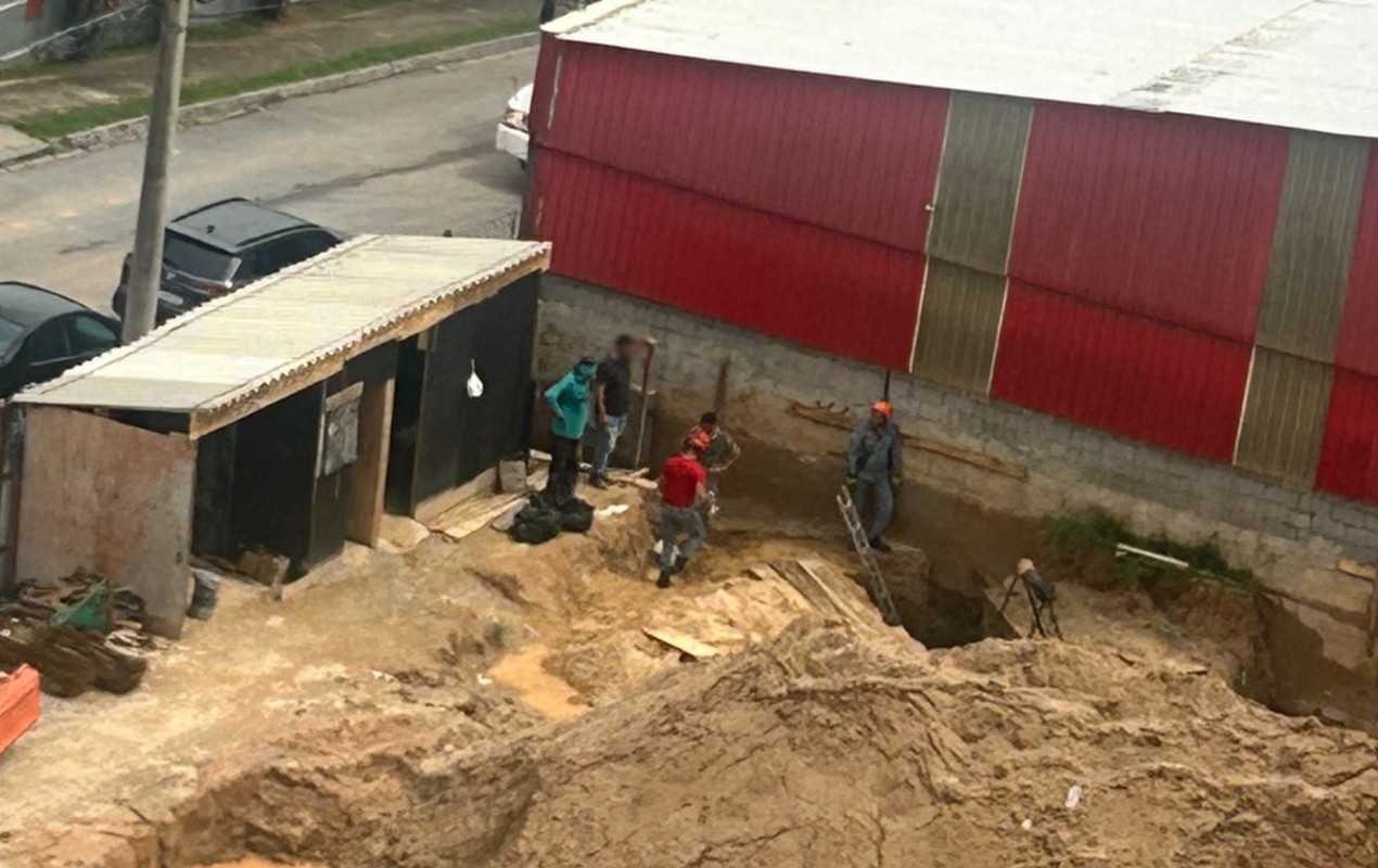 Trabalhador fica ferido ao cair em poço em Sorocaba
