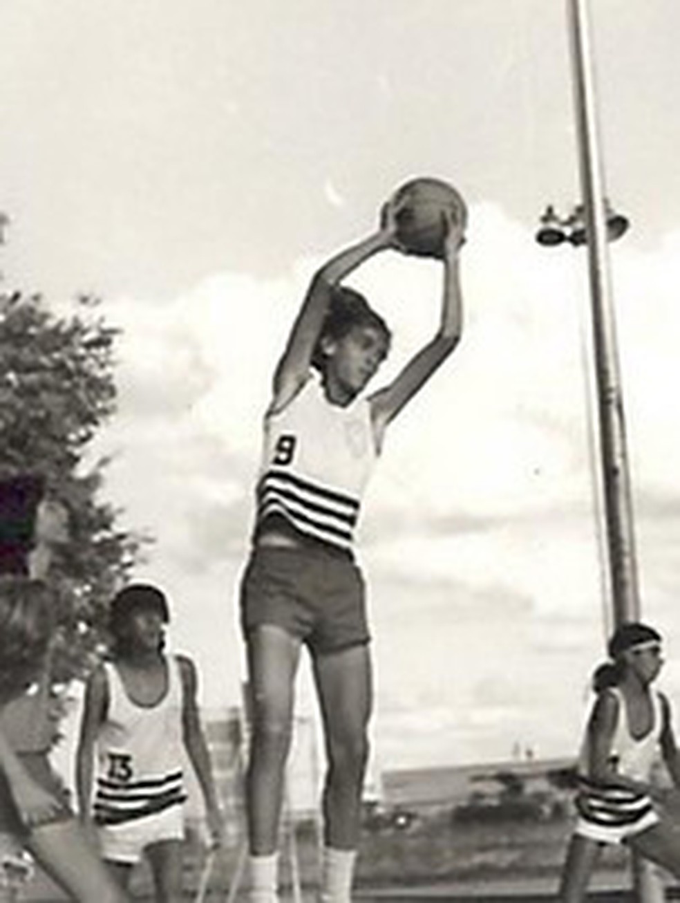 Morre o ex-jogador de basque Oscar Schimidt, aos 68 anos