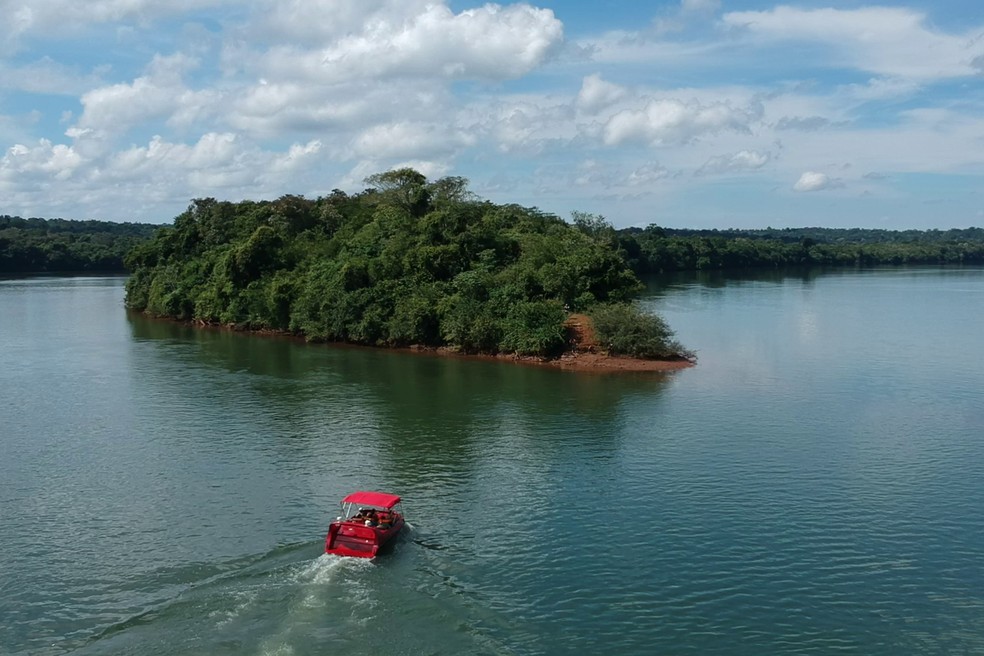 Ilhas ao longo do Rio Iguaçu que podem ser vistas durante os passeios de barco   — Foto: José Fernando Ogura/ Acervo EPR
