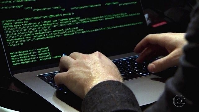 Namorada descobriu vídeos íntimos de mulheres feito por servidor público; Polícia do DF investiga