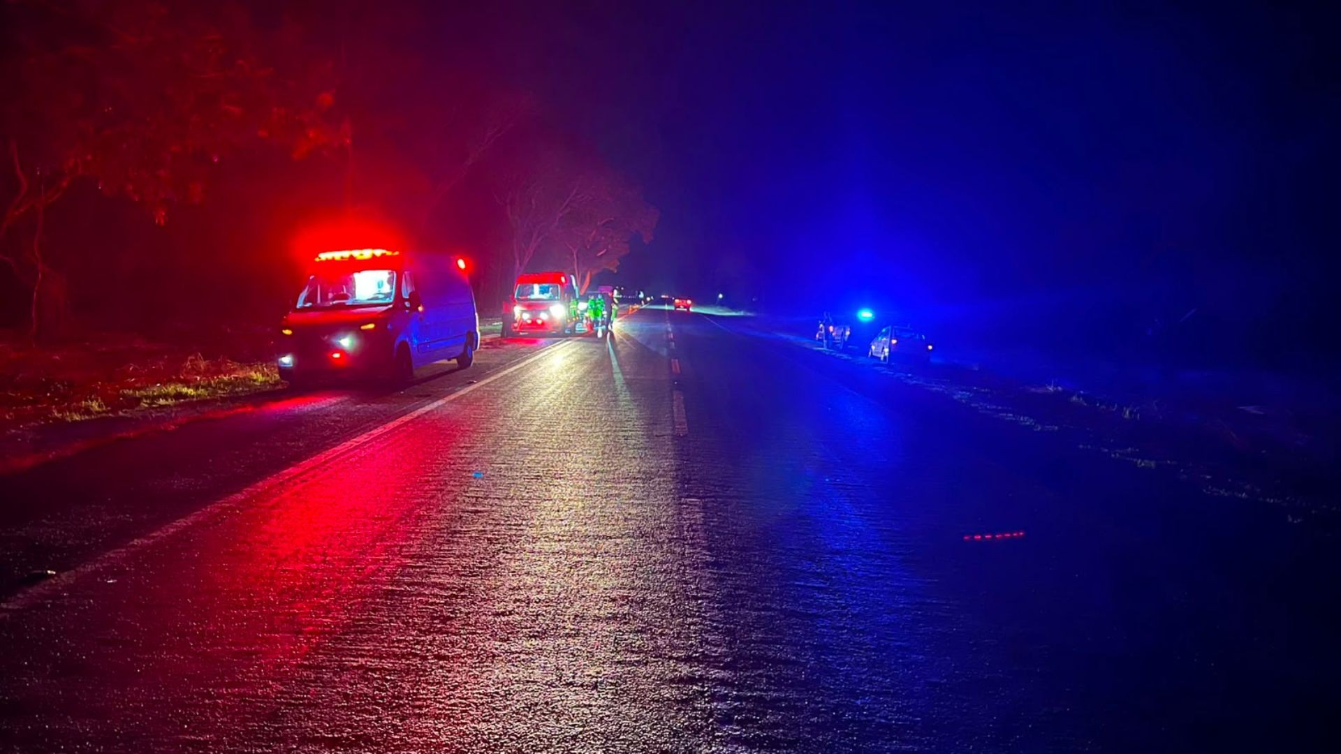 Adolescente morre em batida entre carro e moto na BR-040 em João Pinheiro 