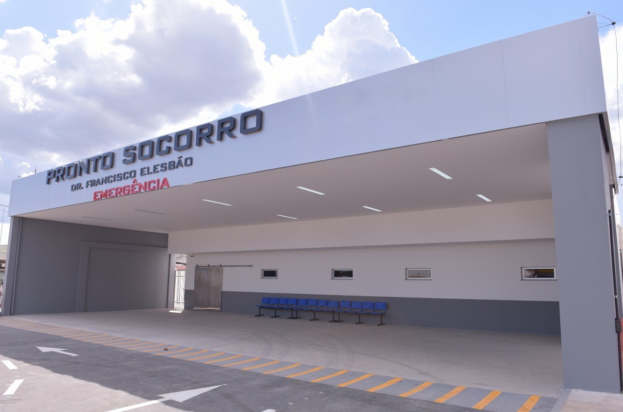 Idoso é atropelado por carro a 80 km por hora em rua no Mecejana, em Boa Vista