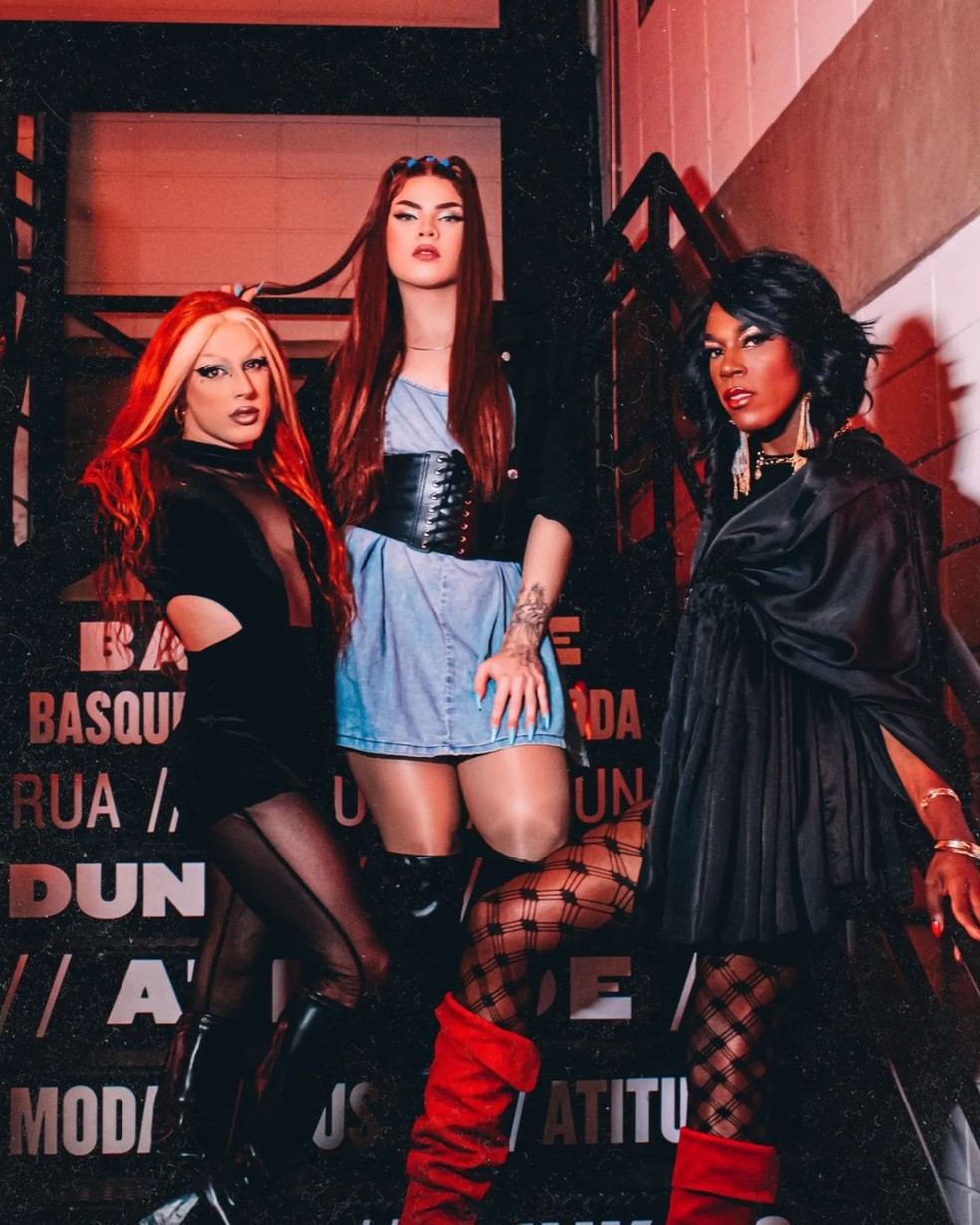 As drag queens Diego Martins, Reddy Allor e Leyllah Diva Black formam o trio Pitayas — Foto: Reprodução/Instagram