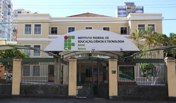 Ilhéus: IFBA abre 90 vagas para cursos gratuitos de Línguas e de Agente  Socioambiental - Giro Na Bahia