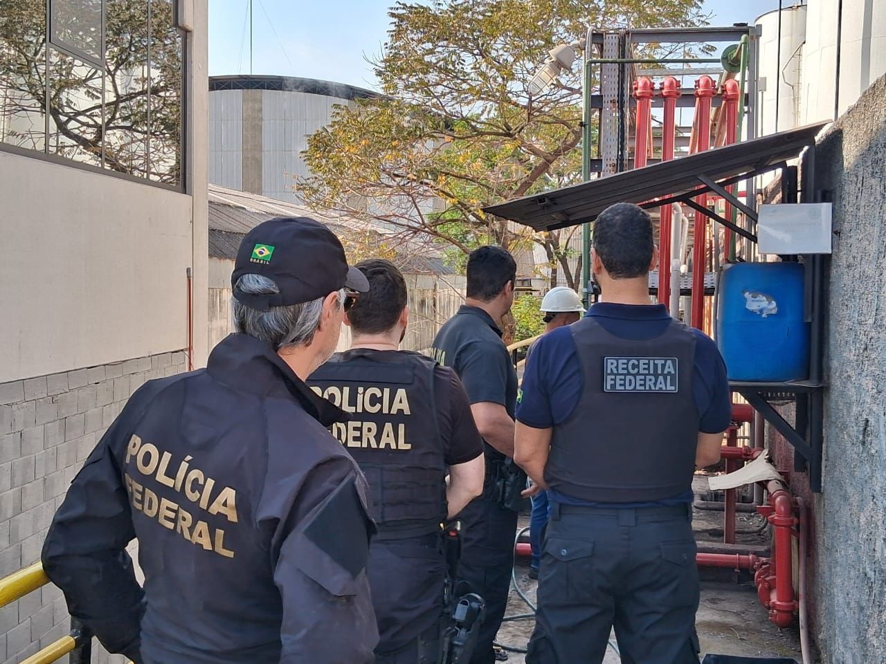 Metanol em bebidas alcoólicas: força-tarefa nacional coleta amostras para testes químicos em Sumaré