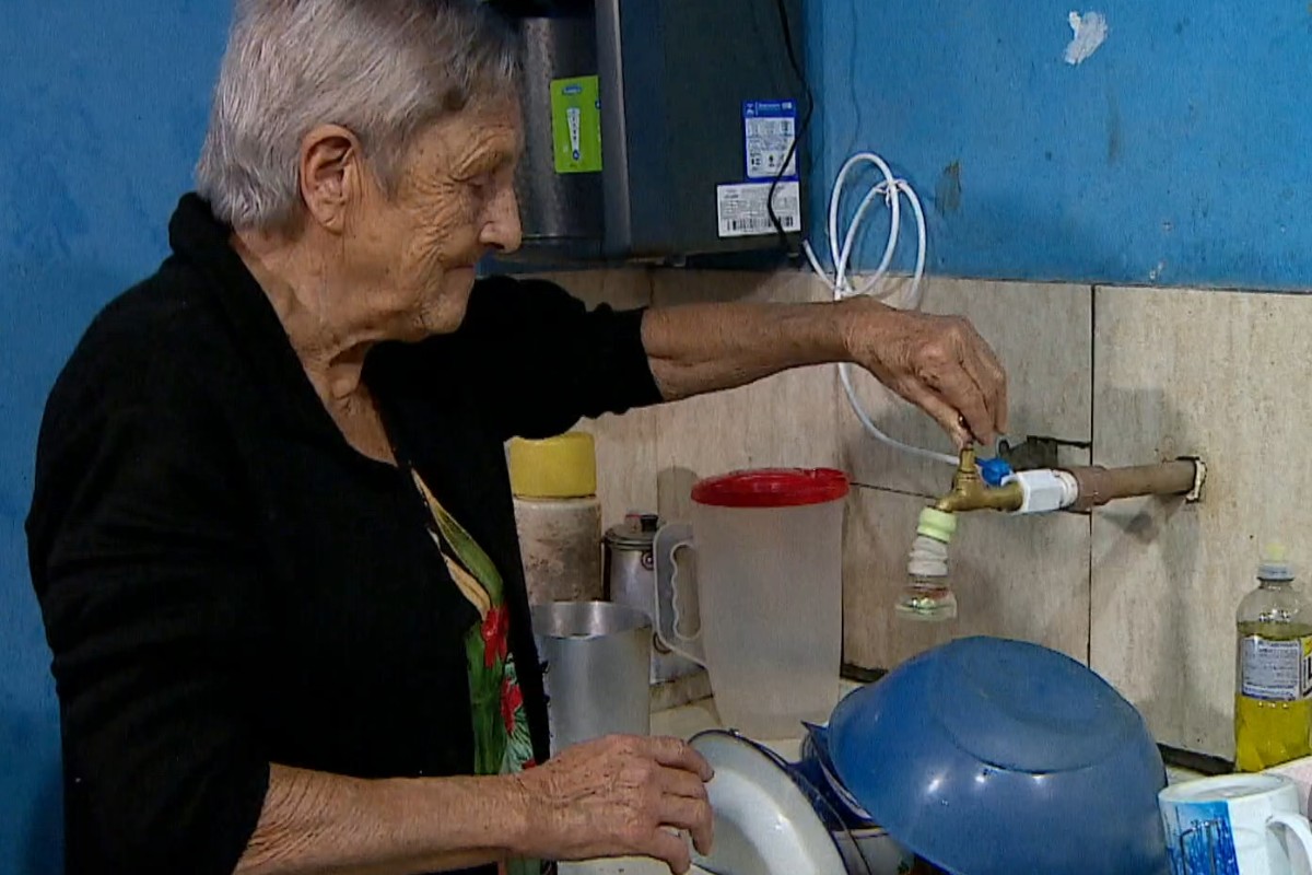 Bairros de São José entram no terceiro dia sem água; falta de abastecimento afeta comércios e condomínios