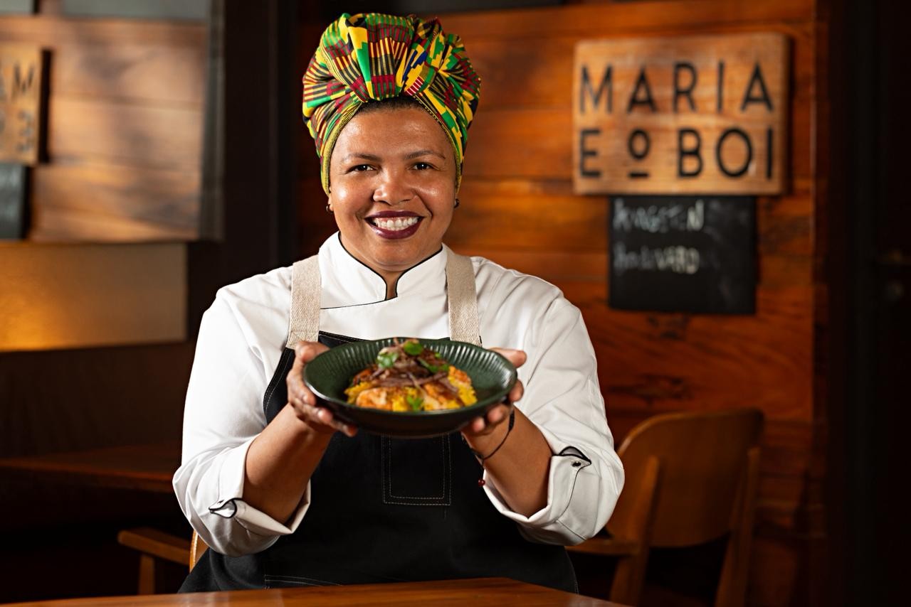 De chefs estrelados a spa e whey protein, veja os luxos dos camarotes da Sapucaí