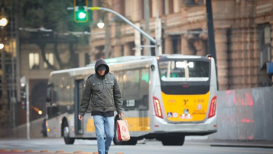 Quando o frio acaba? Qual a cidade mais fria do país? g1 responde as 10 perguntas mais buscadas sobre ciclone e inverno - Quarta-feira (30) deve ser dia mais frio da semana, com chance de geada em Santa Catarina, Rio Grande do Sul, Rio de Janeiro, São Paulo e Mato Grosso do Sul.