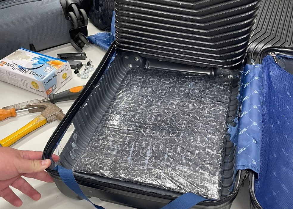 Polícia Federal prende aposentado tcheco com quase 5 kg de cocaína no Aeroporto de Natal — Foto: Cedida