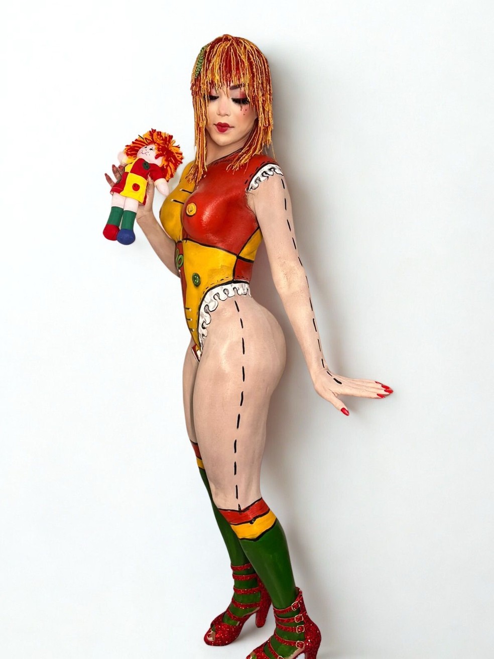 Letícia Guimarães de Emília, a icônica boneca de pano do Sítio do Picapau Amarelo — Foto: Divulgação