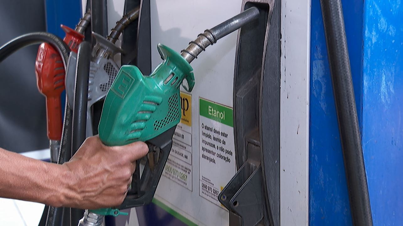 Acelen anuncia aumento de 5,1% no preço da gasolina vendida para distribuidoras na BA