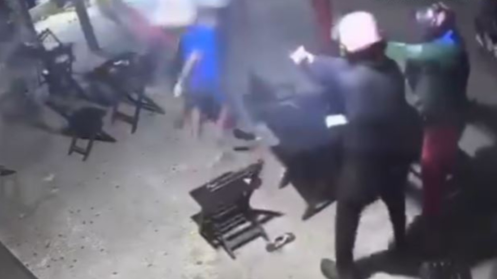 Ataque a tiros em bar deixa um morto e dois baleados no Ceará; vídeo