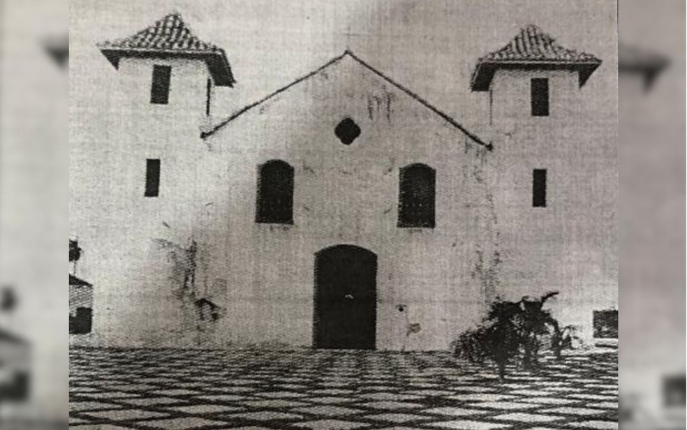 Igreja do Rosário, onde José Pereira foi sepultado, em Goiás — Foto: Arquivo pessoal/Wilter Coelho e Voz de Luziânia