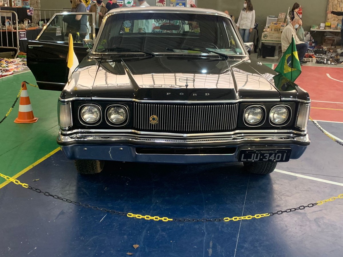 São Paulo ganha estacionamento de carros clássicos que cobra R$ 500 ao mês  e promete virar um museu - Fotos - R7 Carros