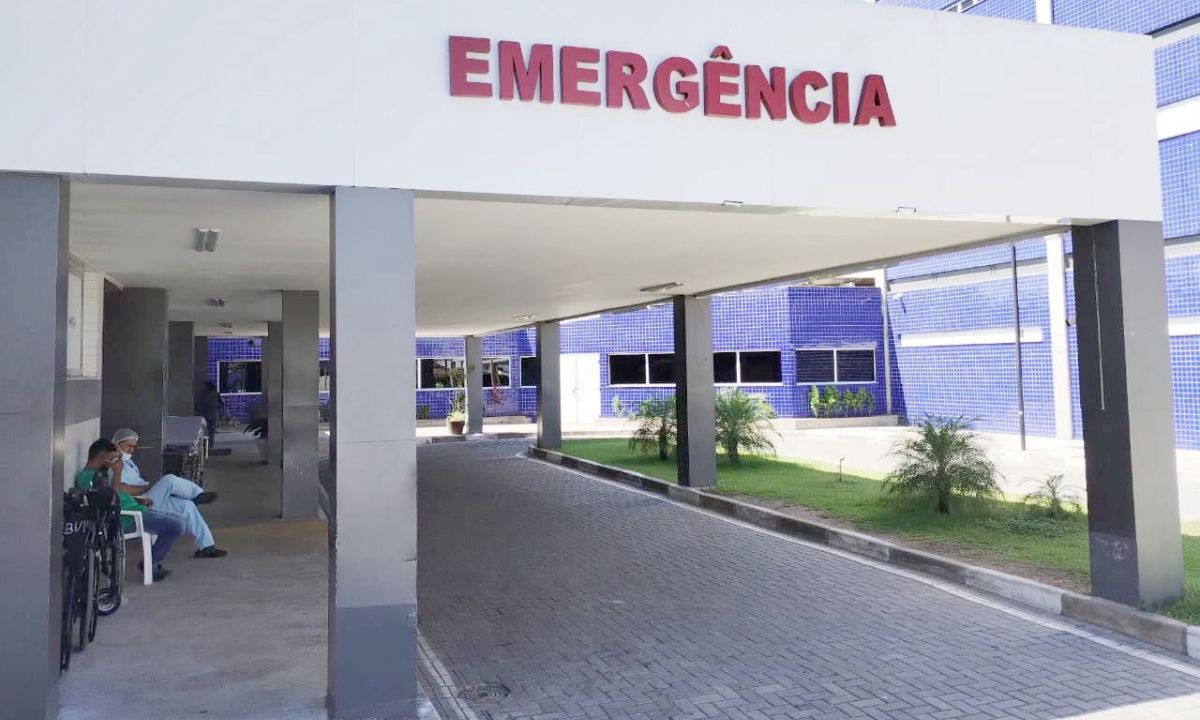 Venezuelano morre após cair de muro em casa de passagem para imigrantes em Feira de Santana